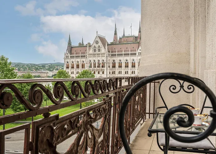 Apartamento Parliament View Luxury Flats With Terrace Free Parking Upon Reservation *