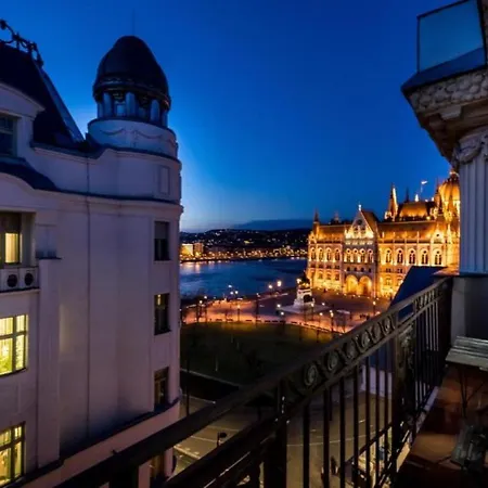 Parliament View Luxury Flats With Terrace Free Parking Upon Reservation Apartmán Budapešť