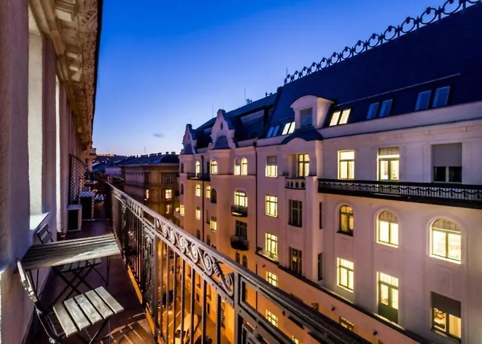 Parliament View Luxury Flats With Terrace Free Parking Upon Reservation * Budapeşte