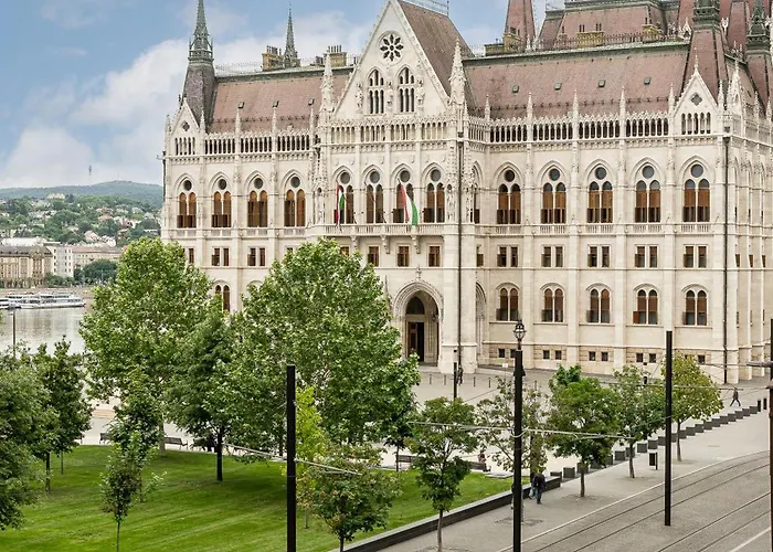Parliament View Luxury Flats With Terrace Free Parking Upon Reservation Budapeşte
