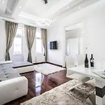 Apartmán Parliament View Luxury Flats With Terrace Free Parking Upon Reservation