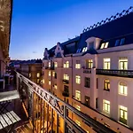 Parliament View Luxury Flats With Terrace Free Parking Upon Reservation * Budapešť