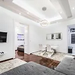 Parliament View Luxury Flats With Terrace Free Parking Upon Reservation Apartmán *