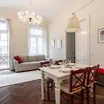 Parliament View Luxury Flats With Terrace Free Parking Upon Reservation Budapešť
